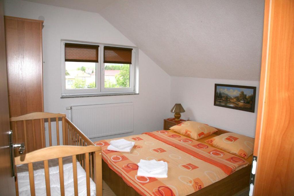 Guest House Mijic Korenica Zimmer foto